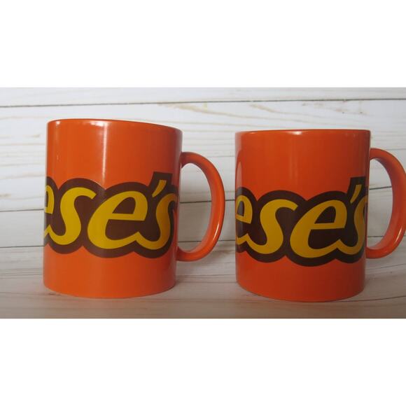 Hershey REESES PEANUT BUTTER CANDY Coffee Mugs Set of 2 Collectible Never Used - Picture 2 of 5